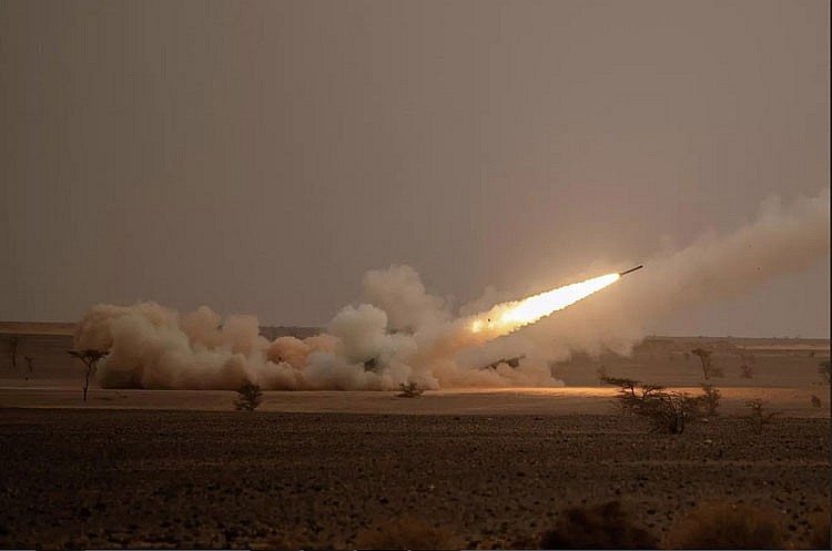 Tiêm kích Ukraine truy đuổi tên lửa hành trình Nga trong “bất lực” Tiêm kích Ukraine truy đuổi tên lửa hành trình Nga trong “bất lực”