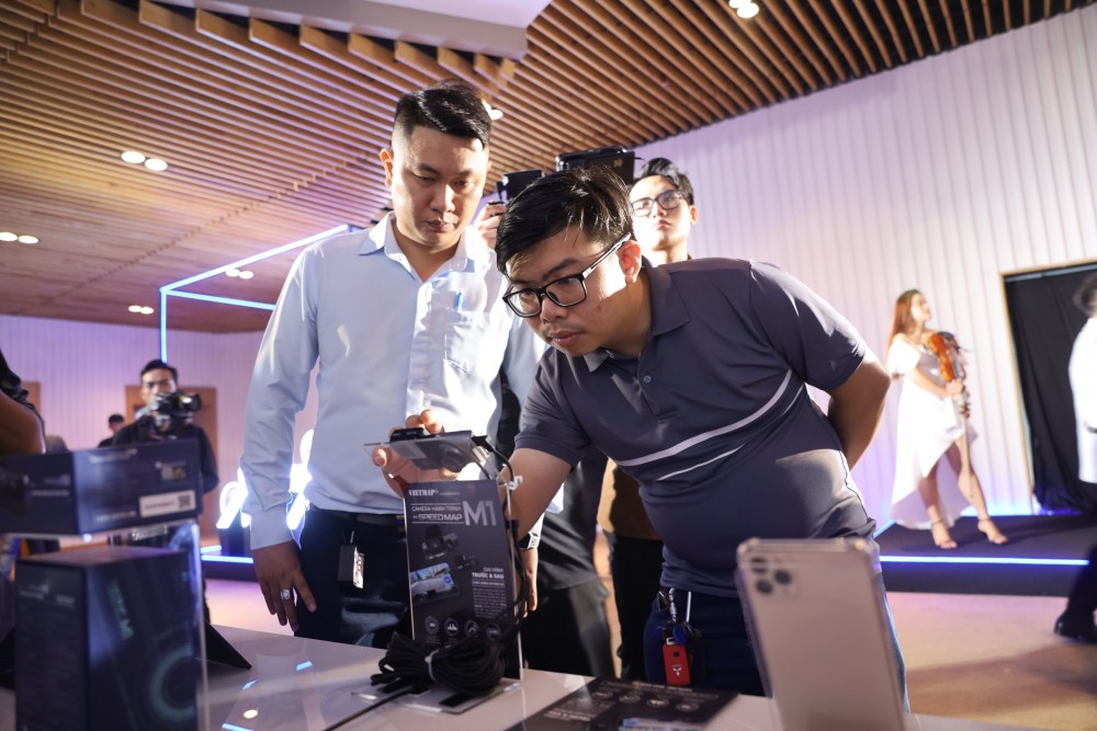 VIETMAP họp báo ra mắt camera hành trình ô tô Speedmap M1
