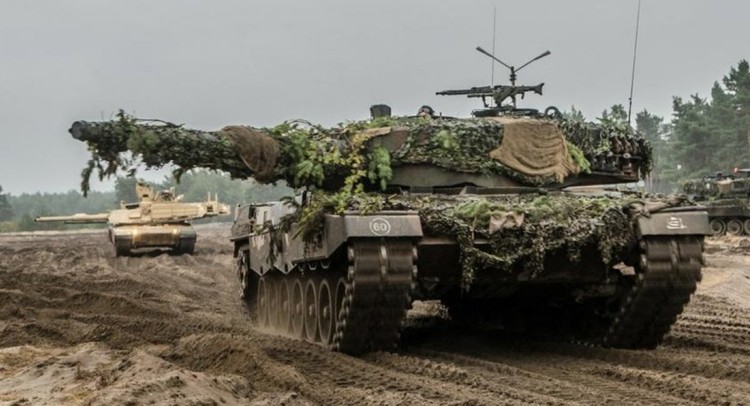 Bộ trưởng Quốc phòng Ukraine “lạc quan” về xe tăng và máy bay chiến đấu mới từ đồng minh Bộ trưởng Quốc phòng Ukraine “lạc quan” về xe tăng và máy bay chiến đấu mới từ đồng minh