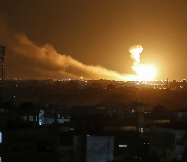 Chiến sự Nga - Ukraine 27/10: Hệ thống phòng không Ukraine căng mình đối phó đòn tập kích Chiến sự Nga - Ukraine 27/10: Hệ thống phòng không Ukraine căng mình đối phó đòn tập kích