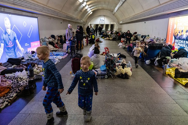 Chiến sự Nga - Ukraine 27/10: Hệ thống phòng không Ukraine căng mình đối phó đòn tập kích Chiến sự Nga - Ukraine 27/10: Hệ thống phòng không Ukraine căng mình đối phó đòn tập kích