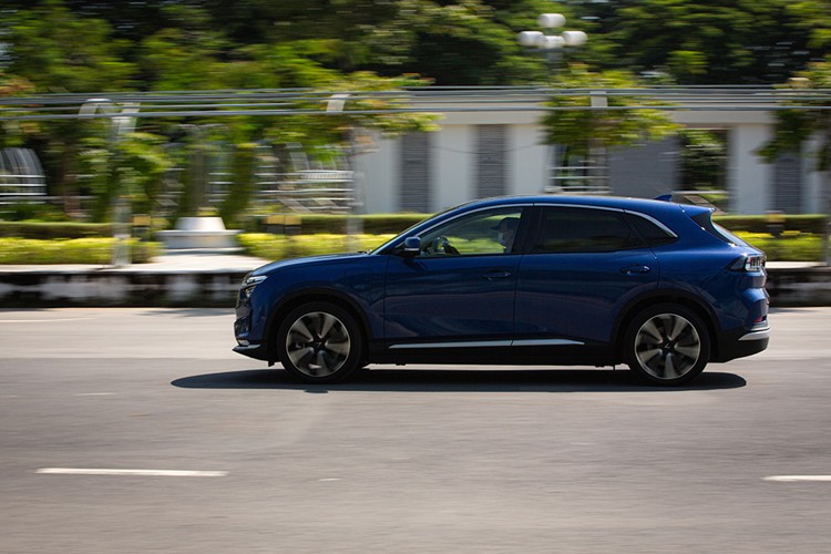 VinFast VF 8 chinh phục khách hàng cả nước VinFast VF 8 chinh phục khách hàng cả nước