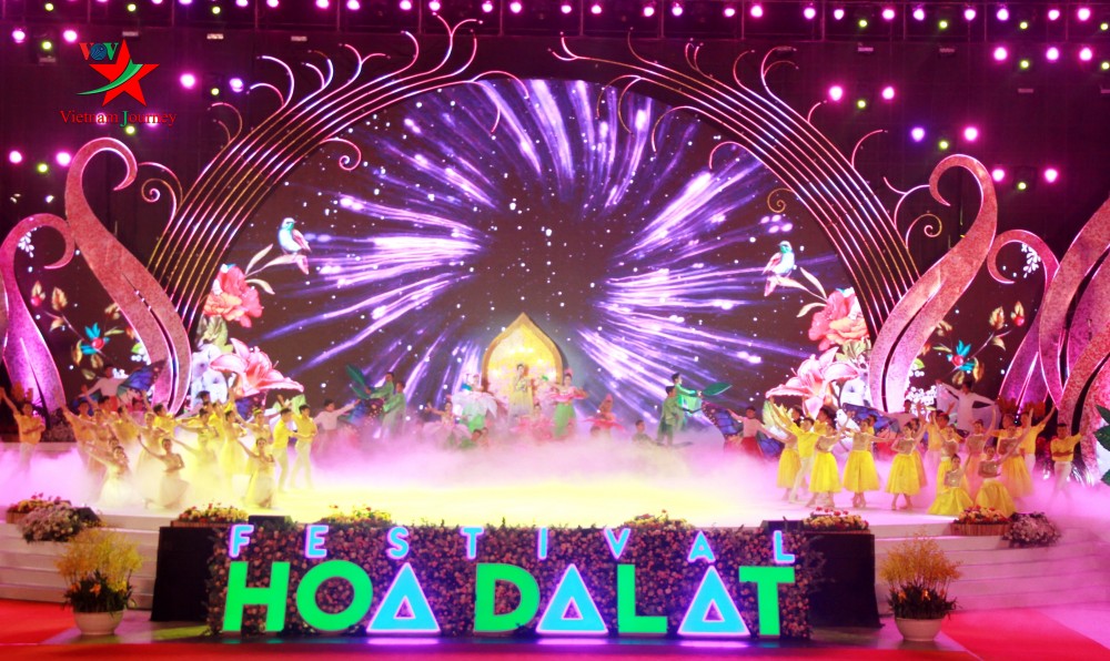 (Trong ảnh: Lễ bế mạc Festival Hoa Đà Lạt lần thứ 8) Ảnh: VOV (Trong ảnh: Lễ bế mạc Festival Hoa Đà Lạt lần thứ 8) Ảnh: VOV