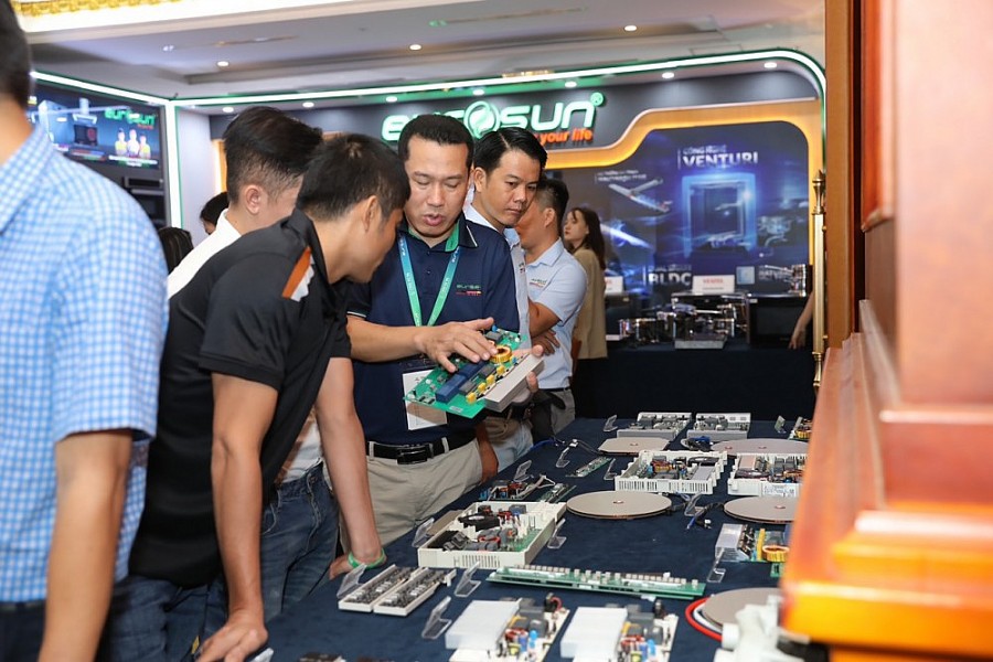 Eurosun Việt Nam tổ chức hội nghị khách hàng và ký kết hợp tác chiến lược Eurosun Việt Nam tổ chức hội nghị khách hàng và ký kết hợp tác chiến lược