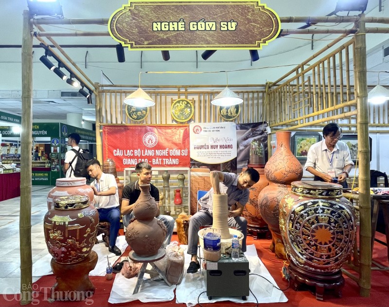 Khai mạc Hội chợ Làng nghề và Sản phẩm OCOP Việt Nam lần thứ 18