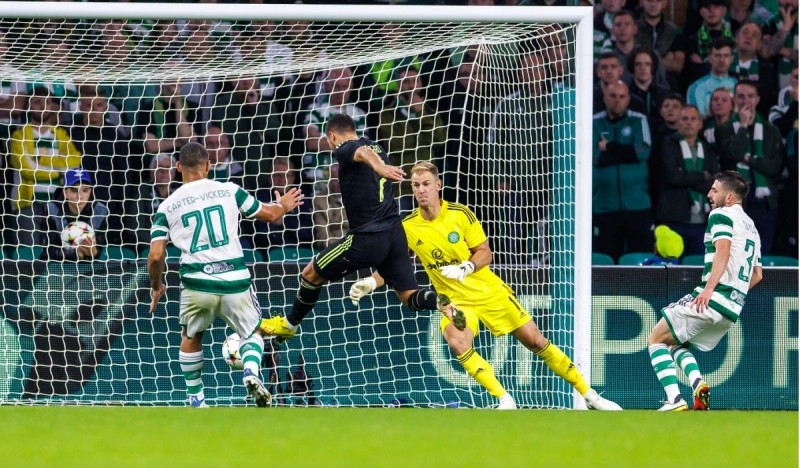 Real Madrid đã cầm chắc tấm vé đi tiếp còn Celtic thì bị loại(Ảnh: thescottishsun)