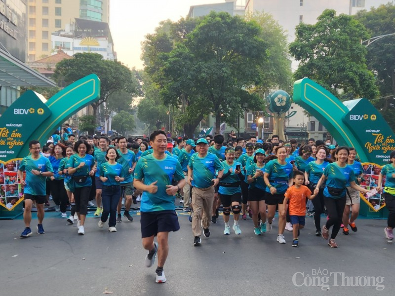 BIDV Phát động giải chạy “Tết ấm cho người nghèo Xuân Quý Mão 2023” BIDV Phát động giải chạy “Tết ấm cho người nghèo Xuân Quý Mão 2023”