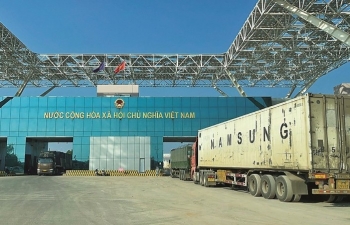 Thương mại – dịch vụ trên đà tăng tốc