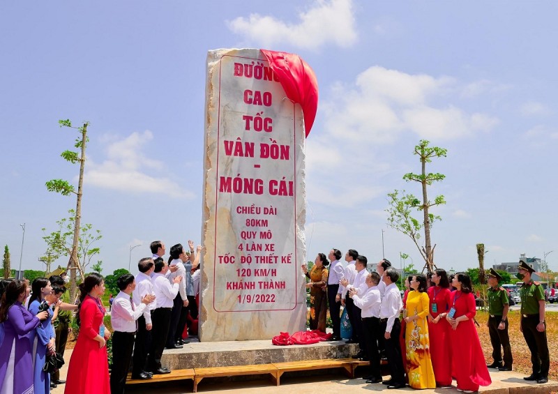 Khánh thành cao tốc Vân Đồn – Móng Cái Khánh thành cao tốc Vân Đồn – Móng Cái