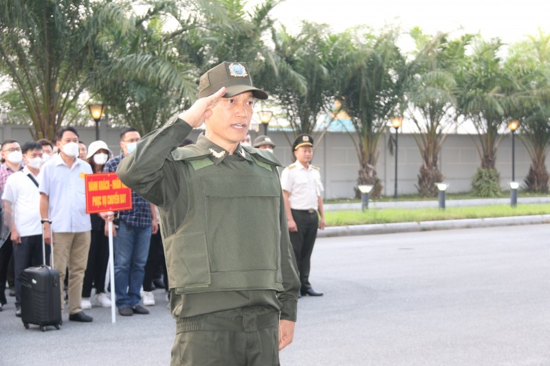 Diễn tập ứng phó hành vi can thiệp bất hợp pháp tại Cảng hàng không quốc tế Nội Bài Diễn tập ứng phó hành vi can thiệp bất hợp pháp tại Cảng hàng không quốc tế Nội Bài