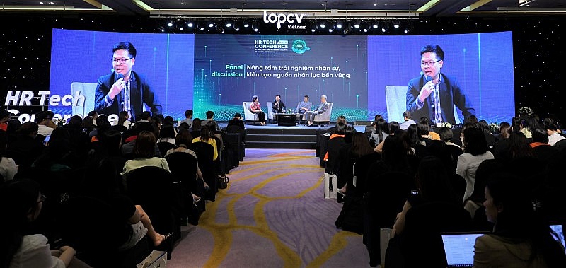 Doanh nghiệp thu hút và giữ chân nhân tài bằng văn hóa số