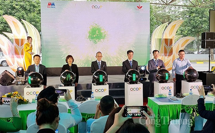 Khai mạc “Tuần hàng OCOP – Sản vật Việt Nam phát triển và hội nhập” Khai mạc “Tuần hàng OCOP – Sản vật Việt Nam phát triển và hội nhập”