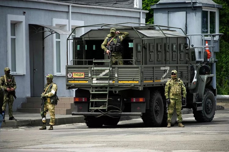 Chiến sự Nga - Ukraine 11/11: Anh chưa ghi nhận sự rút lui của các lực lượng Nga khỏi Kherson Chiến sự Nga - Ukraine 11/11: Anh chưa ghi nhận sự rút lui của các lực lượng Nga khỏi Kherson