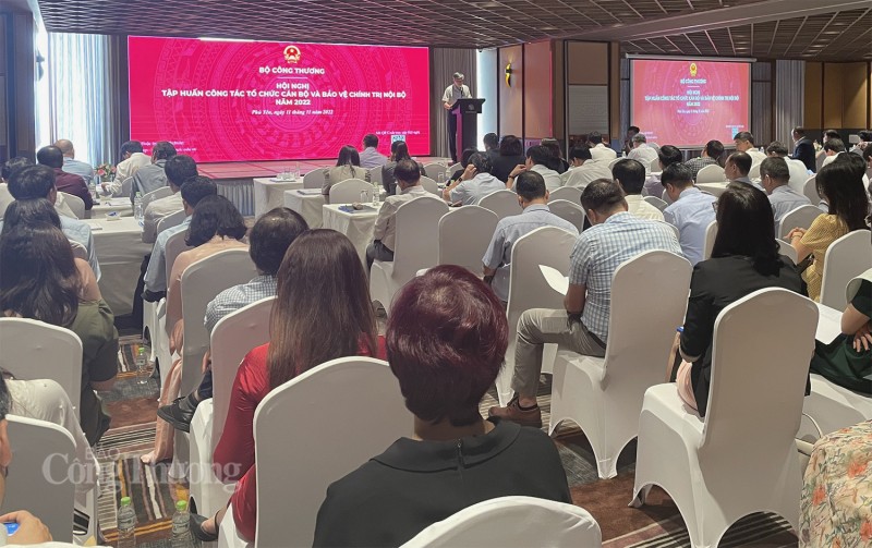 Bộ Công Thương tổ chức Hội nghị tập huấn công tác cán bộ và Bảo vệ chính trị nội bộ năm 2022 Bộ Công Thương tổ chức Hội nghị tập huấn công tác cán bộ và Bảo vệ chính trị nội bộ năm 2022