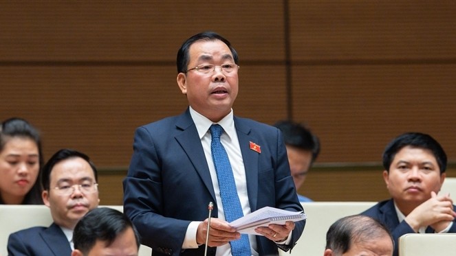 đại biểu Nguyễn Quang Huân - đoàn Bình Dương 