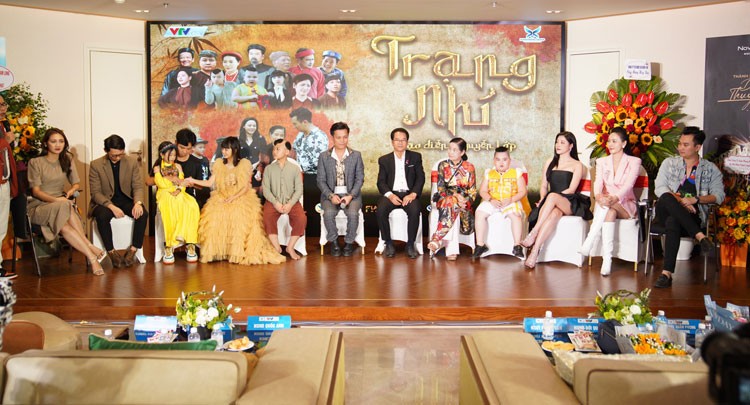 Rừng sao hội tụ tại buổi họp báo ra mắt phim bom tấn “Trạng Nhí” Rừng sao hội tụ tại buổi họp báo ra mắt phim bom tấn “Trạng Nhí”