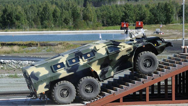 Cận cảnh những dòng xe quân sự nổi tiếng của Nga Cận cảnh những dòng xe quân sự nổi tiếng của Nga