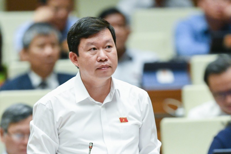 đại biểu Nguyễn Quốc Luận- đoàn Yên Bái đại biểu Nguyễn Quốc Luận- đoàn Yên Bái