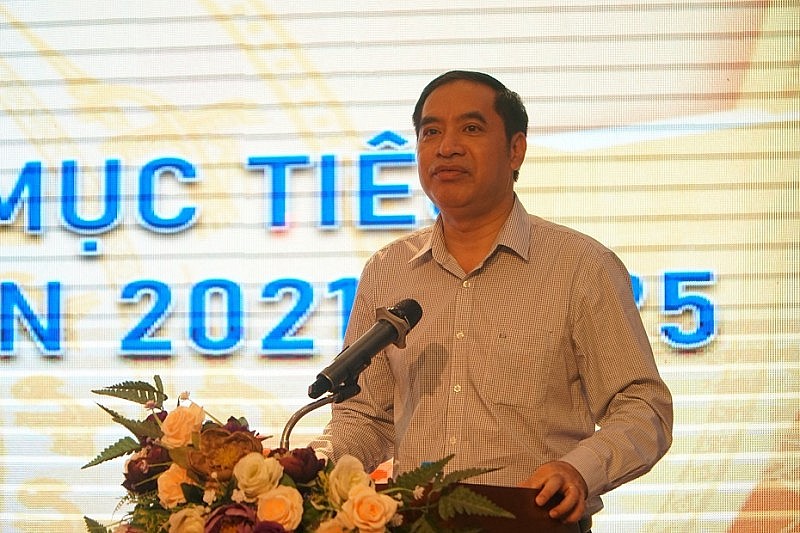 Sẽ có 100 nghìn lao động thuộc hộ nghèo, cận nghèo được hỗ trợ kết nối việc làm thành công Sẽ có 100 nghìn lao động thuộc hộ nghèo, cận nghèo được hỗ trợ kết nối việc làm thành công