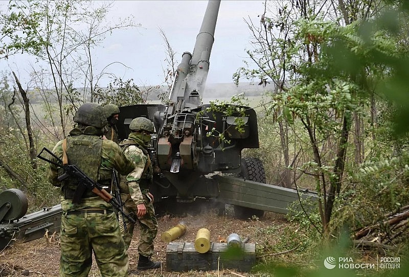 Chiến sự Nga-Ukraine 15/11: Quân đội Ukraine không cho người dân Kherson ra khỏi thành phố Chiến sự Nga-Ukraine 15/11: Quân đội Ukraine không cho người dân Kherson ra khỏi thành phố