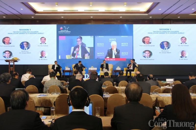 Khai mạc Hội thảo quốc tế về biển Đông: Biển Hòa Bình - Phục hồi bền vững Khai mạc Hội thảo quốc tế về biển Đông: Biển Hòa Bình Phục hồi bền vững