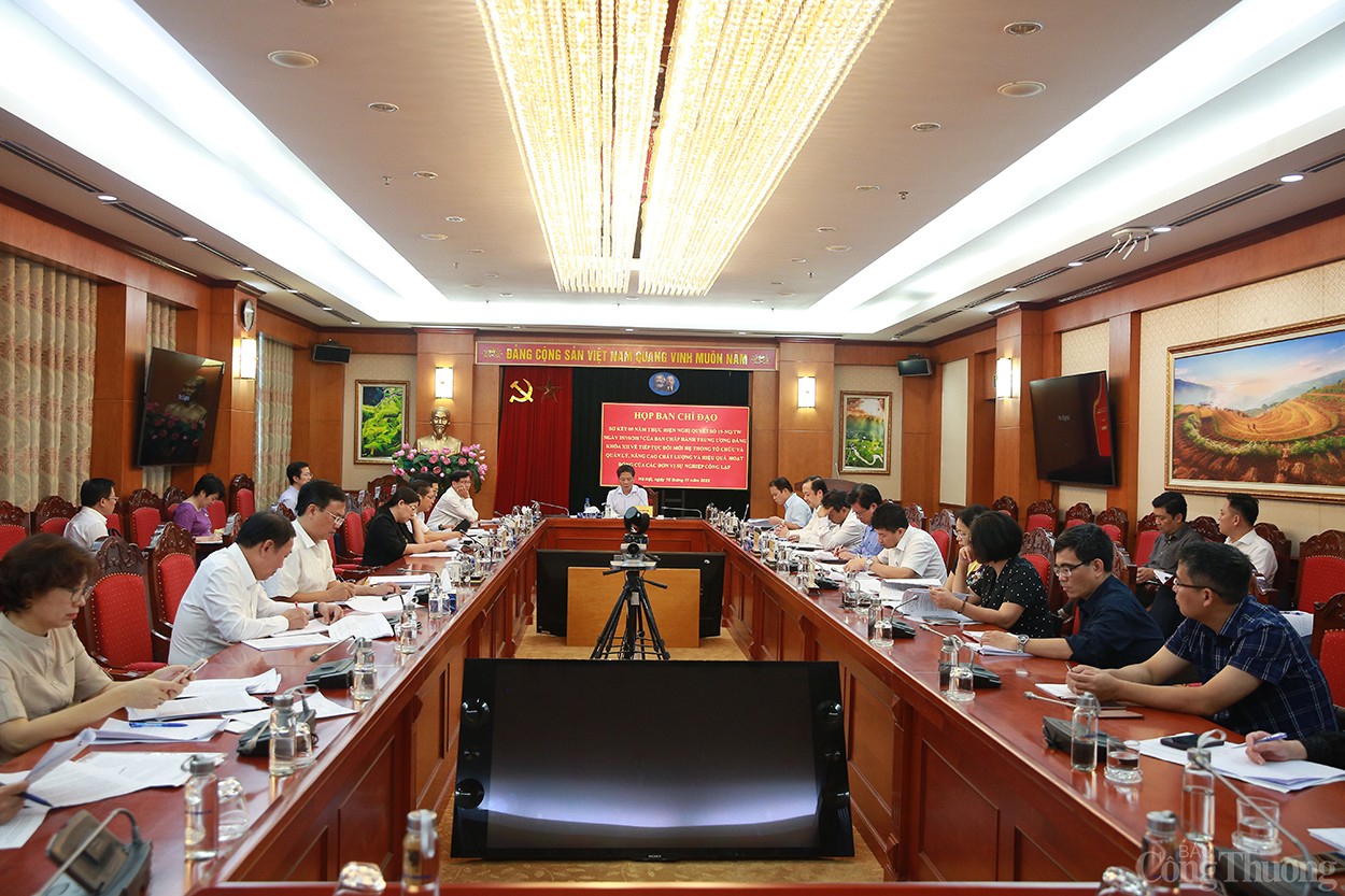 Hội nghị Ban Chỉ đạo Sơ kết 5 năm thực hiện Nghị quyết 19 đổi mới đơn vị sự nghiệp công lập