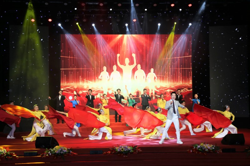 Tổng công ty Tân Cảng Sài Gòn lần thứ tư đón nhận giải thưởng “Doanh nghiệp tiêu biểu vì người lao động” Tổng công ty Tân Cảng Sài Gòn lần thứ tư đón nhận giải thưởng “Doanh nghiệp tiêu biểu vì người lao động”