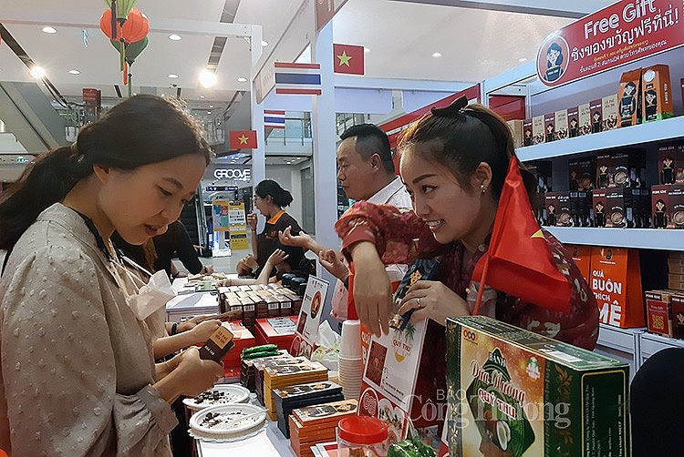 thương hiệu sôcôla và cacao Miss Ede tham dự Tuần hàng thương hiệu sôcôla và cacao Miss Ede tham dự Tuần hàng