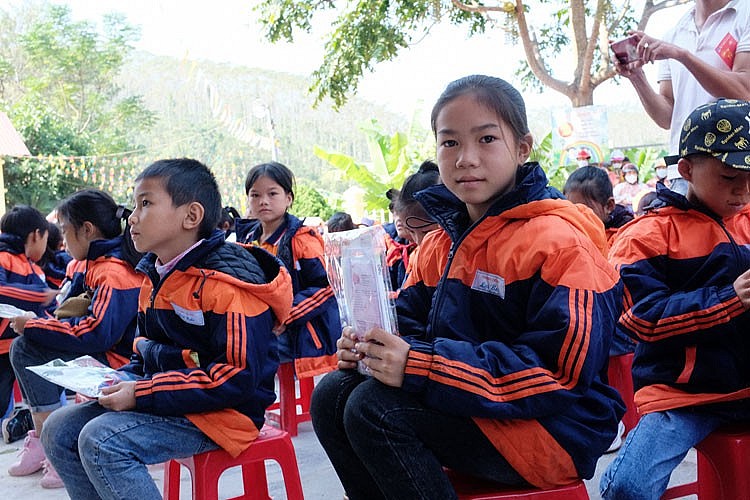 PV GAS PMC tiếp bước hành trình thiện nguyện PV GAS PMC tiếp bước hành trình thiện nguyện