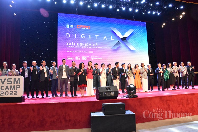 Khám phá trải nghiệm số trong chiến lược sales và marketing Khám phá trải nghiệm số trong chiến lược sales và marketing