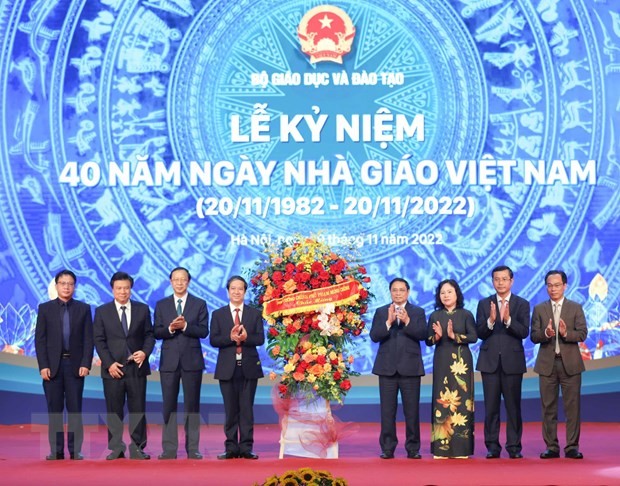 Thủ tướng: Nghề dạy học cao quý nhất, góp phần xây đất nước hùng cường | Giáo dục | Vietnam+ (VietnamPlus) Thủ tướng: Nghề dạy học cao quý nhất, góp phần xây đất nước hùng cường | Giáo dục | Vietnam+ (VietnamPlus)