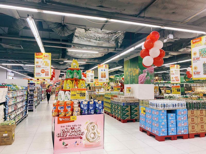 Sức mua khởi sắc vào cuối năm, nhà bán lẻ ồ ạt “tung” khuyến mại Sức mua khởi sắc vào cuối năm, nhà bán lẻ ồ ạt “tung” khuyến mại