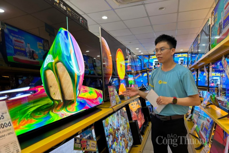 Nhiều sản phẩm tivi giảm "nóng" cùng World Cup 2022 Nhiều sản phẩm tivi giảm "nóng" cùng World Cup 2022