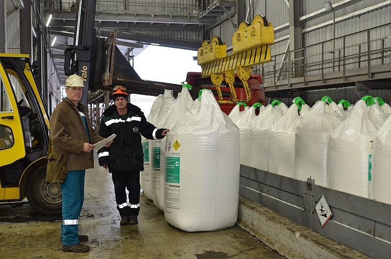 10 tháng đầu năm, nhập khẩu phân bón đạt 2,77 triệu tấn, trị giá trên 1,3 tỷ USD.