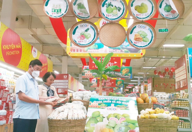 Đoàn kiểm tra liên ngành Sở Công Thương kiểm tra tại siêu thị MM Mega Market