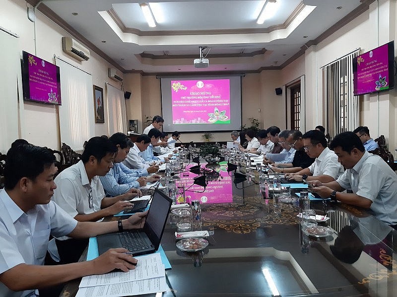 Bộ Công Thương làm việc với tỉnh Đồng Tháp về tình hình thực hiện các Chương trình mục tiêu quốc gia Bộ Công Thương làm việc với tỉnh Đồng Tháp về tình hình thực hiện các Chương trình mục tiêu quốc gia