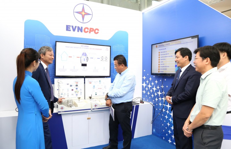 EVNCPC tham gia trưng bày sản phẩm tại Hội nghị Khoa học công nghệ Điện lực năm 2022 EVNCPC tham gia trưng bày sản phẩm tại Hội nghị Khoa học công nghệ Điện lực năm 2022