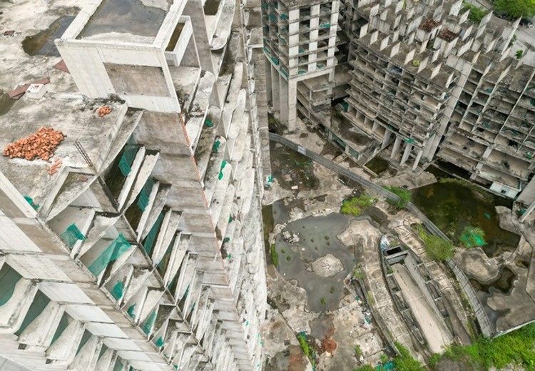 Hoán đổi trái phiếu sang nhà đất: Cảnh báo rủi ro "mất trắng" tài sản Hoán đổi trái phiếu sang nhà đất: Cảnh báo rủi ro "mất trắng" tài sản