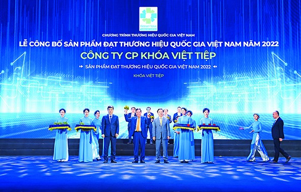 Khóa Việt Tiệp: Đa dạng giải pháp bảo vệ người tiêu dùng Khóa Việt Tiệp: Đa dạng giải pháp bảo vệ người tiêu dùng