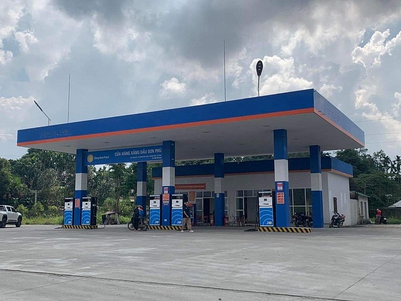 Cây xăng dầu nơi xảy ra sự việc. Cây xăng dầu nơi xảy ra sự việc.