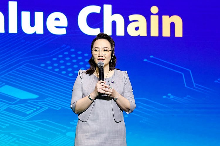 SBT - Ban lãnh đạo đồng loạt đăng ký mua vào cổ phiếu, quỹ ngoại trở thành cổ đông lớn mới