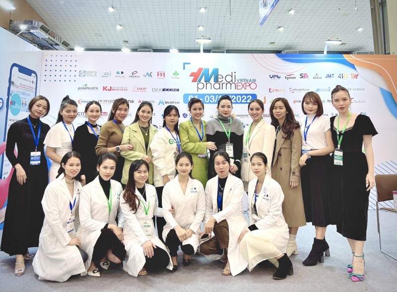 Dược phẩm Anlee giao lưu với doanh nghiệp Ba Lan