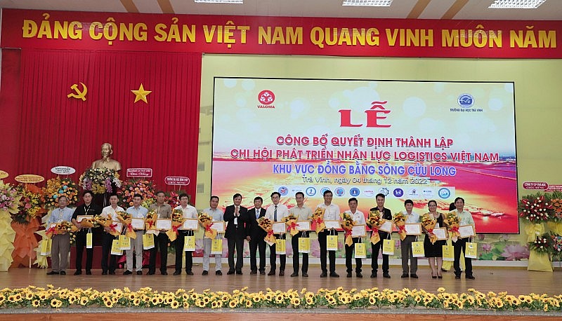Hiệp hội Phát triển nhân lực logistics Việt Nam ra mắt Chi hội khu vực Đồng bằng sông Cửu Long Hiệp hội Phát triển nhân lực logistics Việt Nam ra mắt Chi hội khu vực Đồng bằng sông Cửu Long