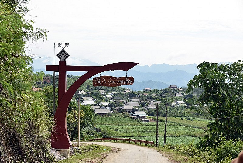 Rực rỡ sắc màu du lịch