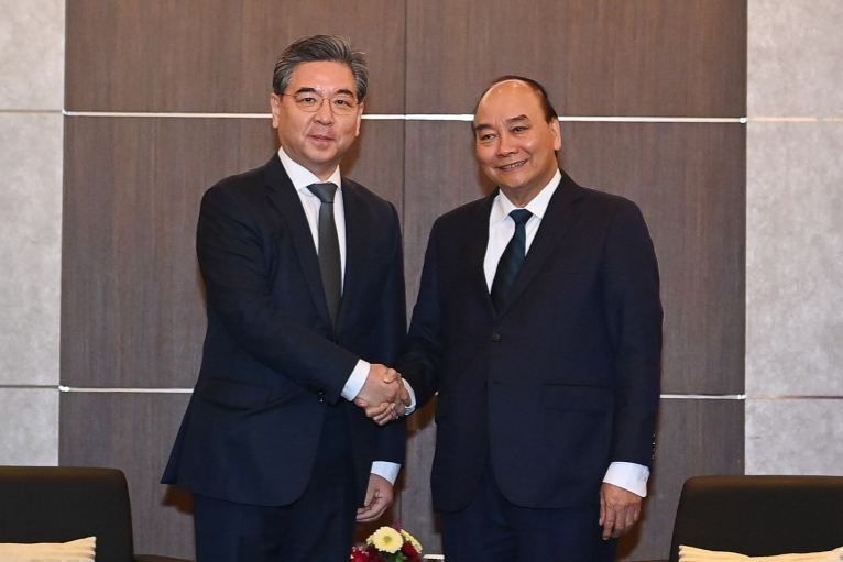 Nhiều tập đoàn hàng đầu Hàn Quốc cam kết tăng cường đầu tư vào Việt Nam Nhiều tập đoàn hàng đầu Hàn Quốc cam kết tăng cường đầu tư vào Việt Nam