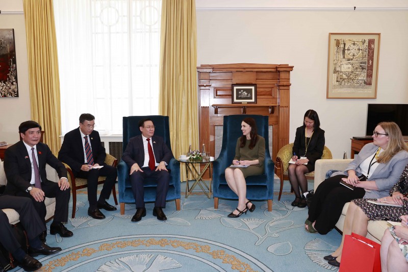 Chủ tịch Quốc hội Vương Đình Huệ hội kiến Thủ tướng New Zealand Chủ tịch Quốc hội Vương Đình Huệ hội kiến Thủ tướng New Zealand