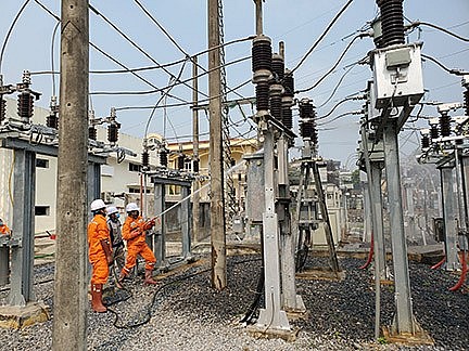 Công ty Điện lực Sơn La: Đảm bảo cấp điện liên tục và an toàn Công ty Điện lực Sơn La: Đảm bảo cấp điện liên tục và an toàn