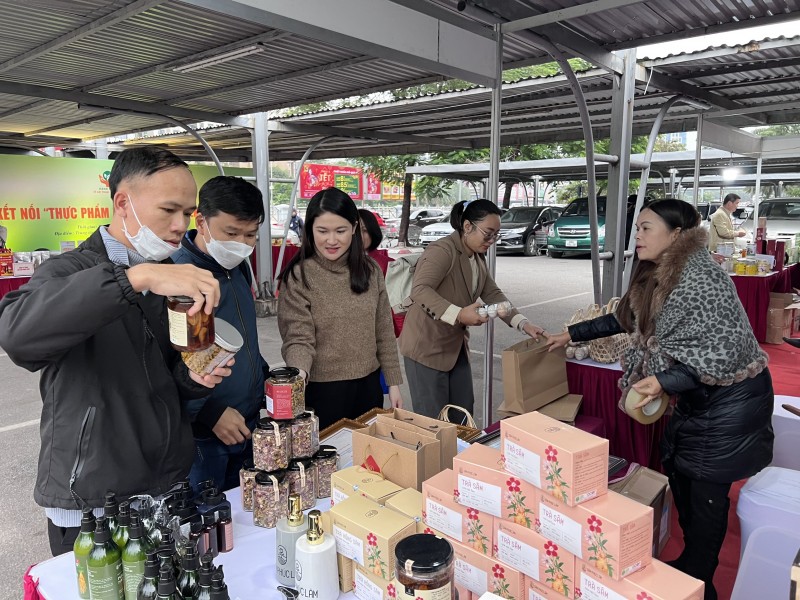 Bộ Công Thương phát động Tuần lễ thực phẩm an toàn vùng miền