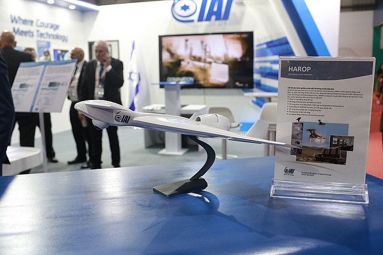 Đạn tuần kích Harop vốn được cho là thay đổi cụ diện chiến trường tại xung đột Armenia -Ajecbaijan. Đạn tuần kích Harop vốn được cho là thay đổi cụ diện chiến trường tại xung đột Armenia -Ajecbaijan.