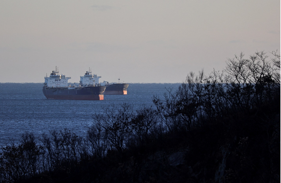 Giá xăng dầu hôm nay 9/12: Hy vọng nhu cầu phục hồi, dầu WTI 74,5 USD/thùng